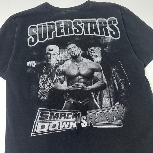 WWE Smack Down vs. RAW Wrestling Tee M - Picture 4 of 5